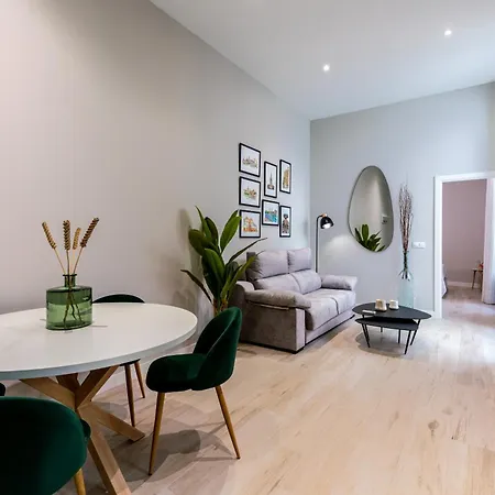 Rentalsevilla Plaza De San Quintin Ii Apartment Seville